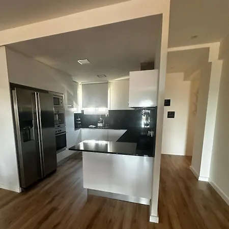 Apartment Con Piscina En El Centro De *