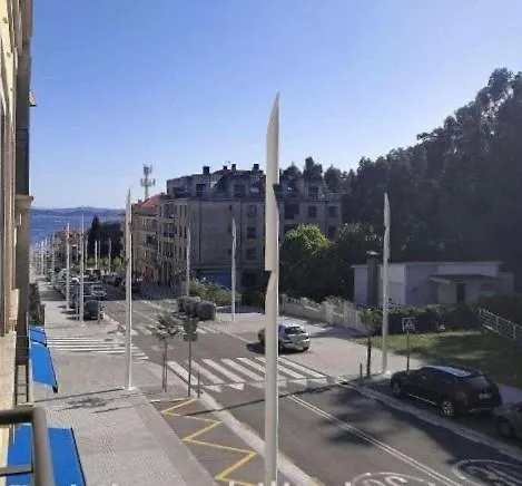 Con Piscina En El Centro De Appartement Sanxenxo