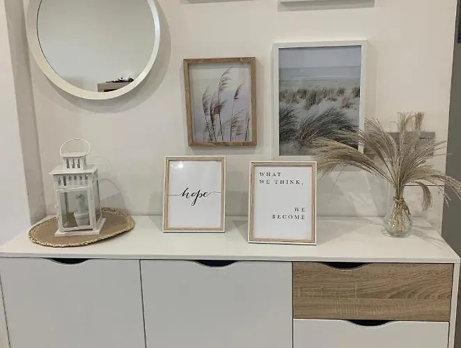 Con Piscina En El Centro De Appartement *